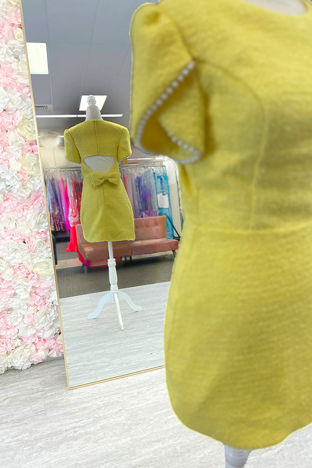 Dreamyannie Yellow Tight Homecoming Dresses Short Sleeves Tweed Cocktail Dresses With Pearl