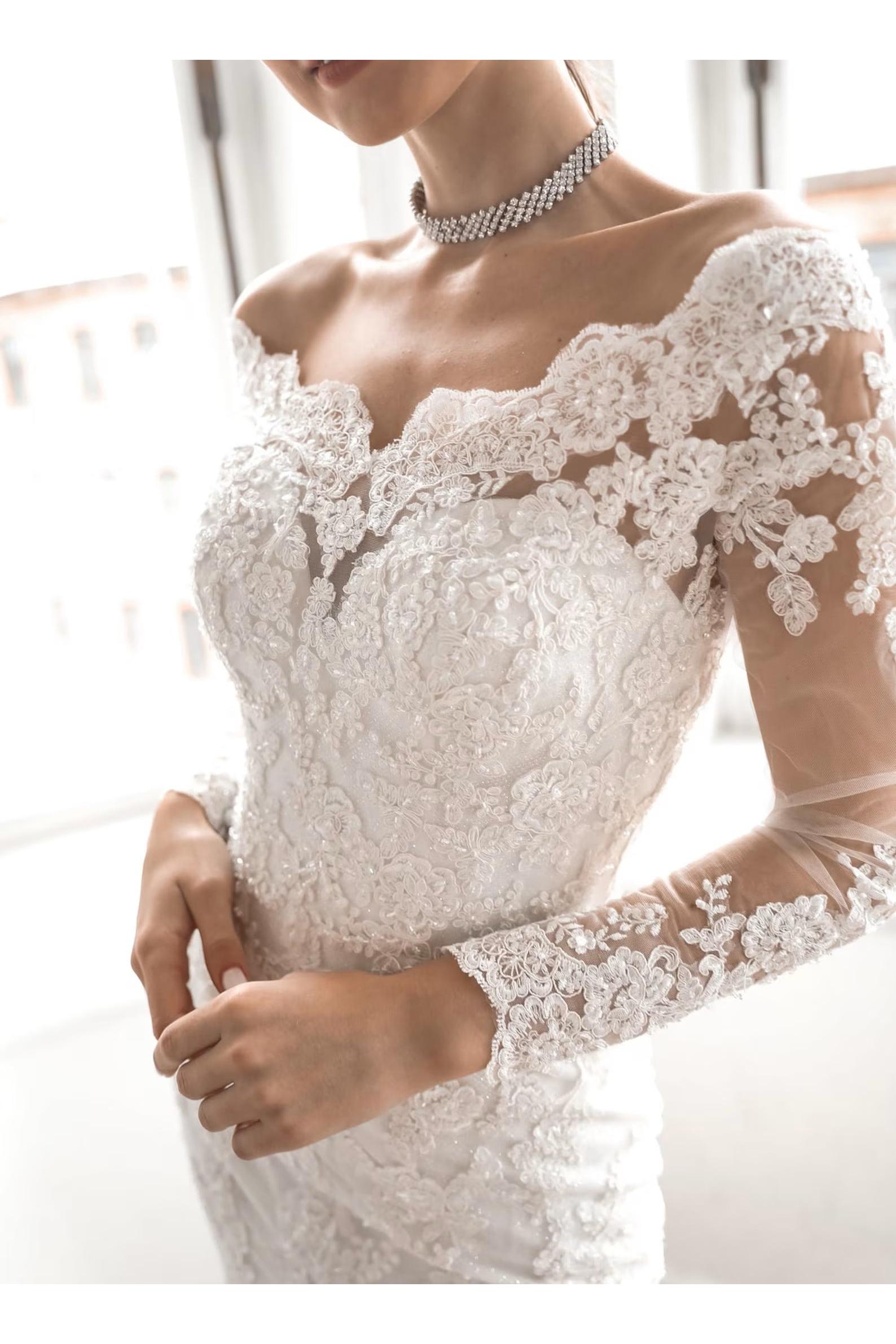 Elegant Lace Long Sleeve Off Shoulder Bridal Gowns