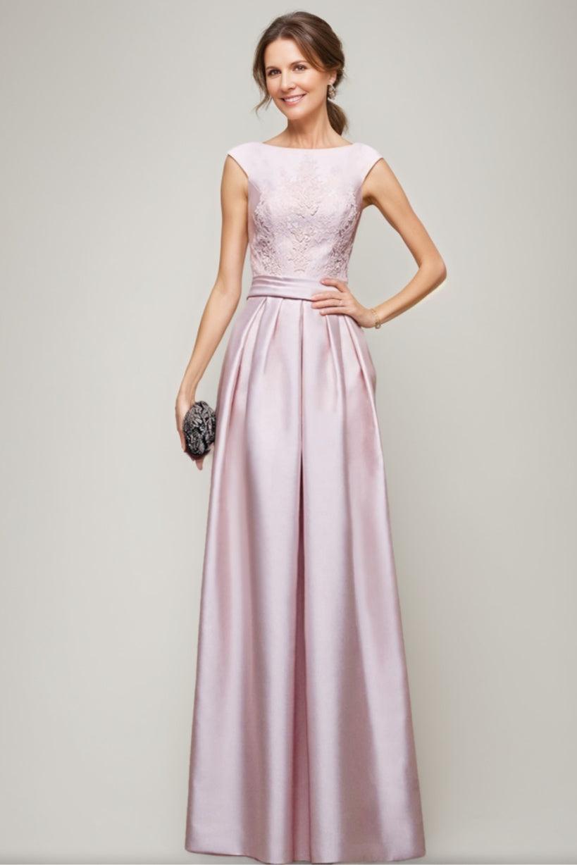 Elegant Scoop Sleeveless A line Long Mother Of the Bride Dresses with Lace & Pleats