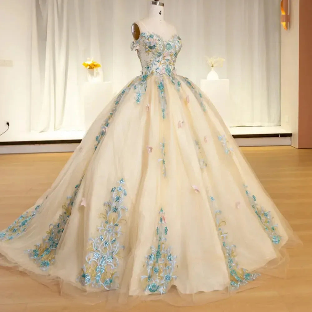Exquisite Quinceanera Dress Ball Gown V-Neck Beaded Spaghetti Straps Sleeveless Formal Sweet 16 Party Dress