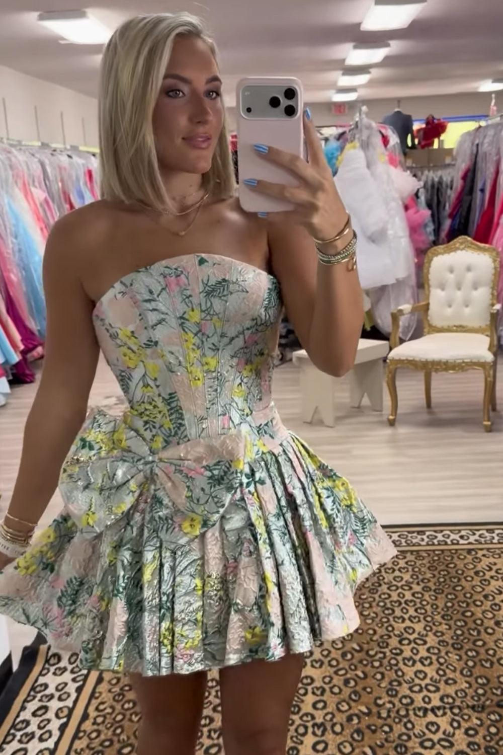 Floral Light Green Corset Strapless Short Homecoming Dress with Bow