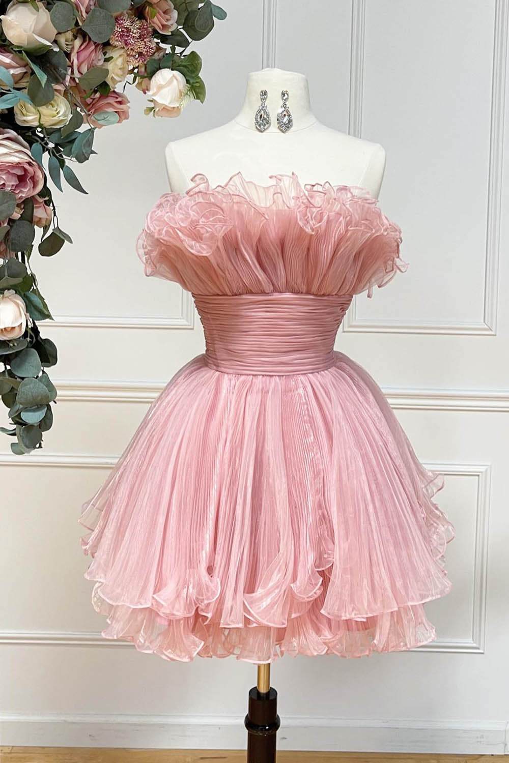 Fluffy Blue Homecoming Dress A-Line Strapless Ruffled Short Cocktail Dresses