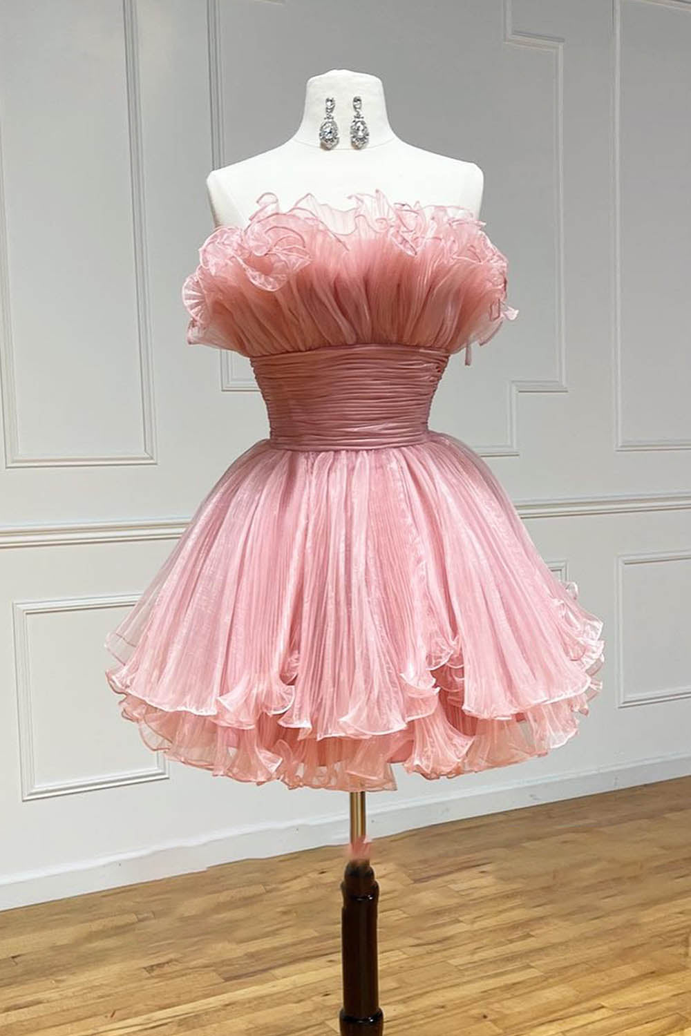 Fluffy Blue Homecoming Dress A-Line Strapless Ruffled Short Cocktail Dresses
