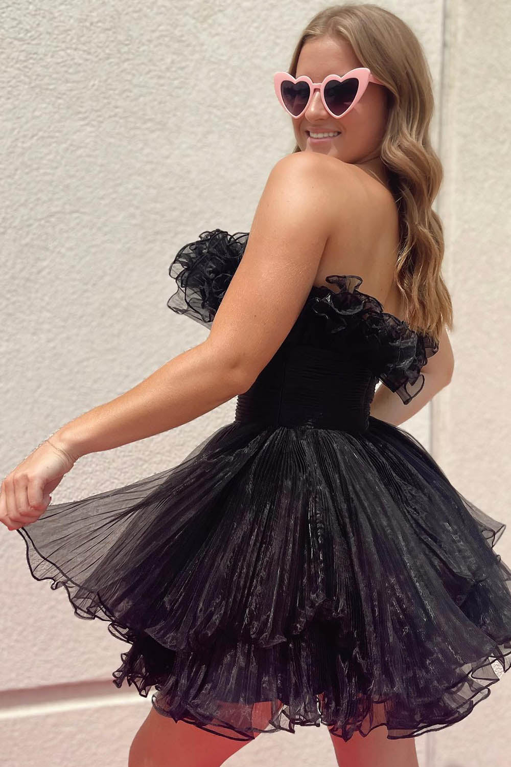 Fluffy Blue Homecoming Dress A-Line Strapless Ruffled Short Cocktail Dresses