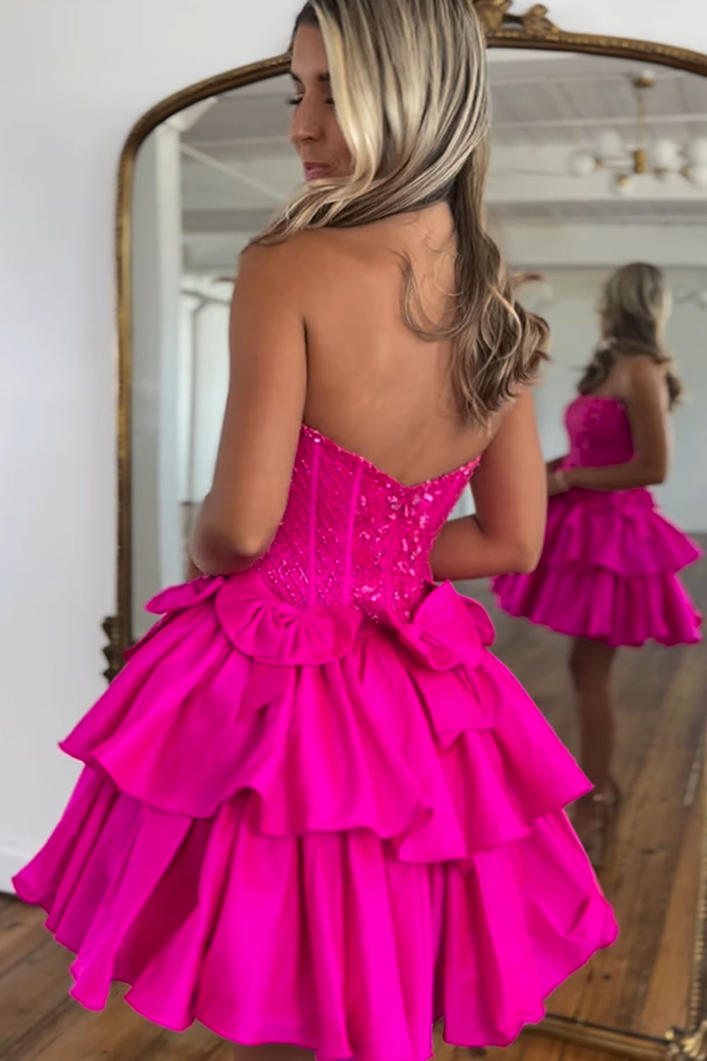 Fluffy Fuchsia Homecoming Dress Tight Short Cocktail Dresses with Ruffles