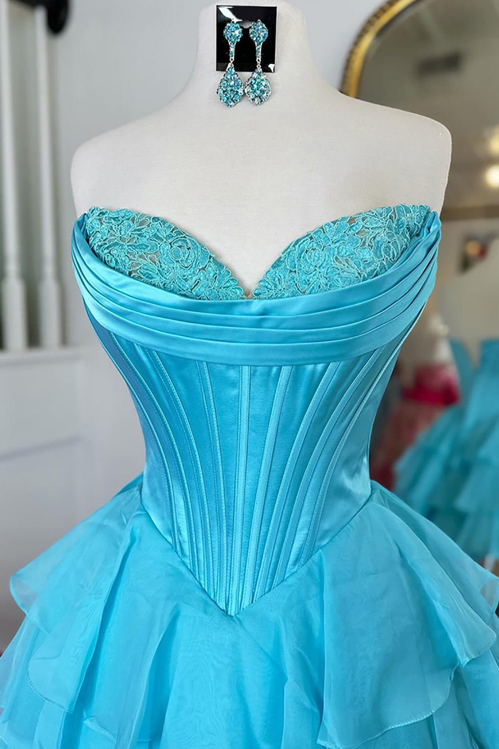 Fuchsia A Line Homecoming Dresses Corset Short Cocktail Dresses With Ruffles