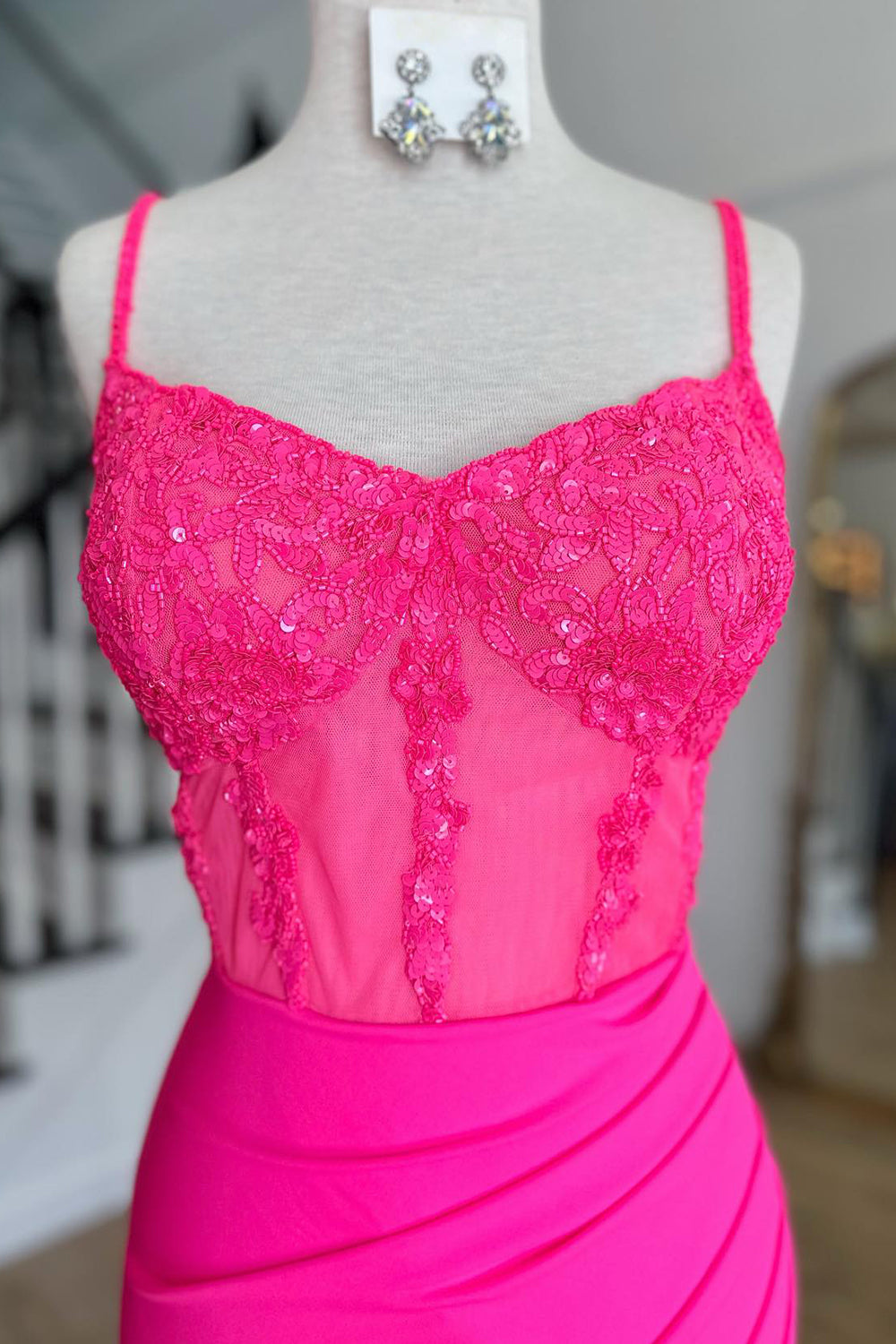 Glitter Black Homecoming Dress Corset Satin Asymmetrical Tight Short Prom Dress with Sequin