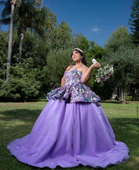 Gorgeous Ball Gown Strapless Sleeveess Flower Appliques Lavender Tulle Quinceanera Dress For Sweet 16 Evening Gown