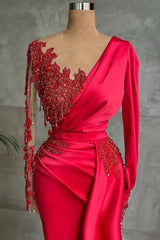 Gorgeous Red Long Sleeve Formal Dress Mermaid Prom Dress with Lace Appliques