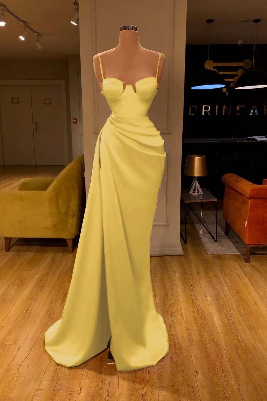 Gorgeous Spaghetti Strap Unique Round Cup High Split Red Prom Dress