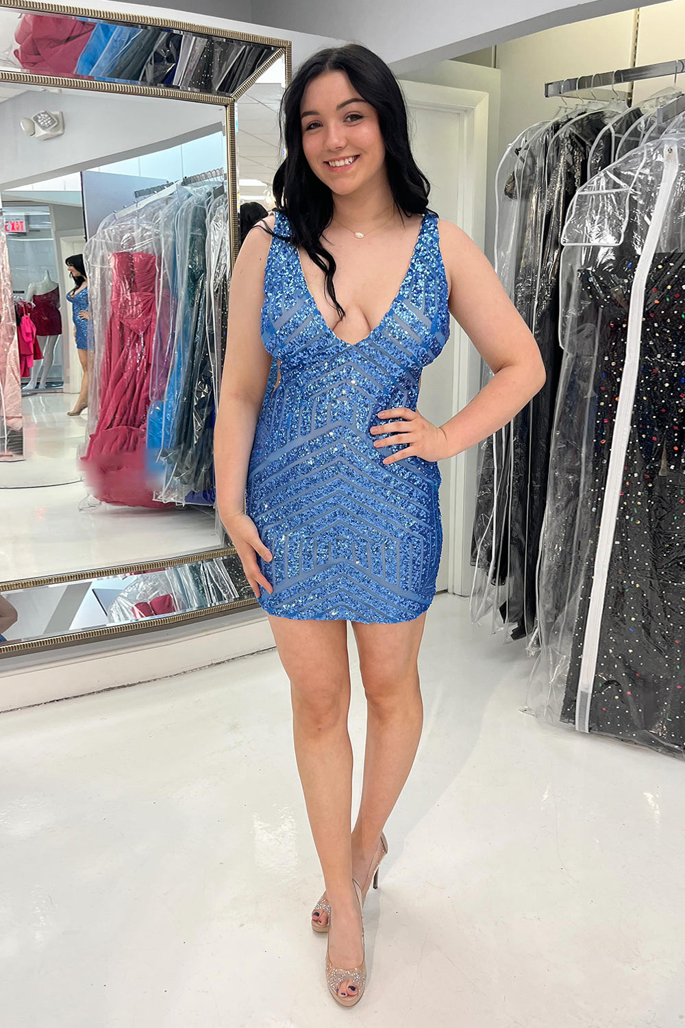 Green Homecoming Dress Sequin V-Neck Tight Cocktail Party Dresses