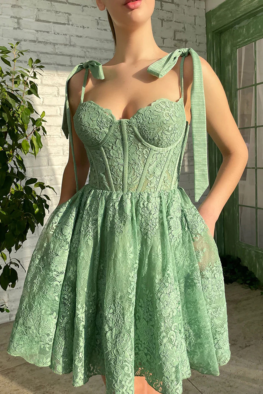 Green Homecoming Dress Sweetheart Cocktail Party Dresses with Appliques