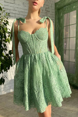 Green Homecoming Dress Sweetheart Prom Dress with Appliques