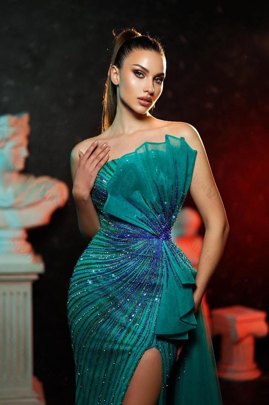 Green Mermaid Prom Dress Sleeveless Strapless Beaded Formal Dress