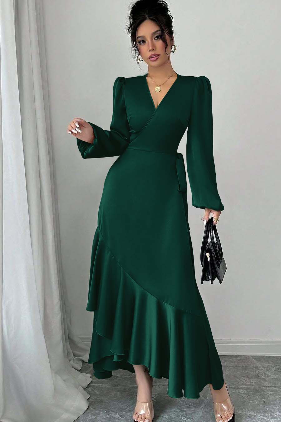 Green Sheath/Column Prom Dress Long Sleeve V Neck Satin Formal Dress