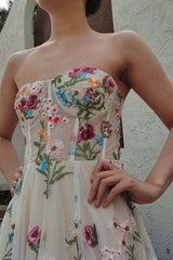 A-Line Sweetheart Corset Embroidered Flower Prom Dress