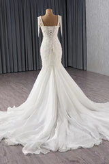 Ivory Mermaid Wedding Dress Tulle Bridal Dress with Imitation Pearls