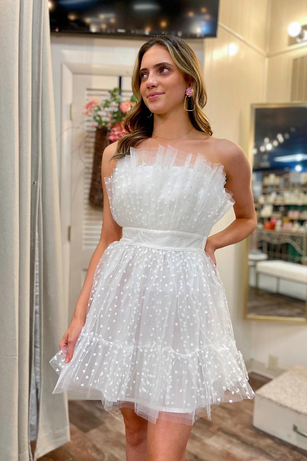 Homecoming Dress Tulle Strapless A Line Short Prom Dress with Polka Dots