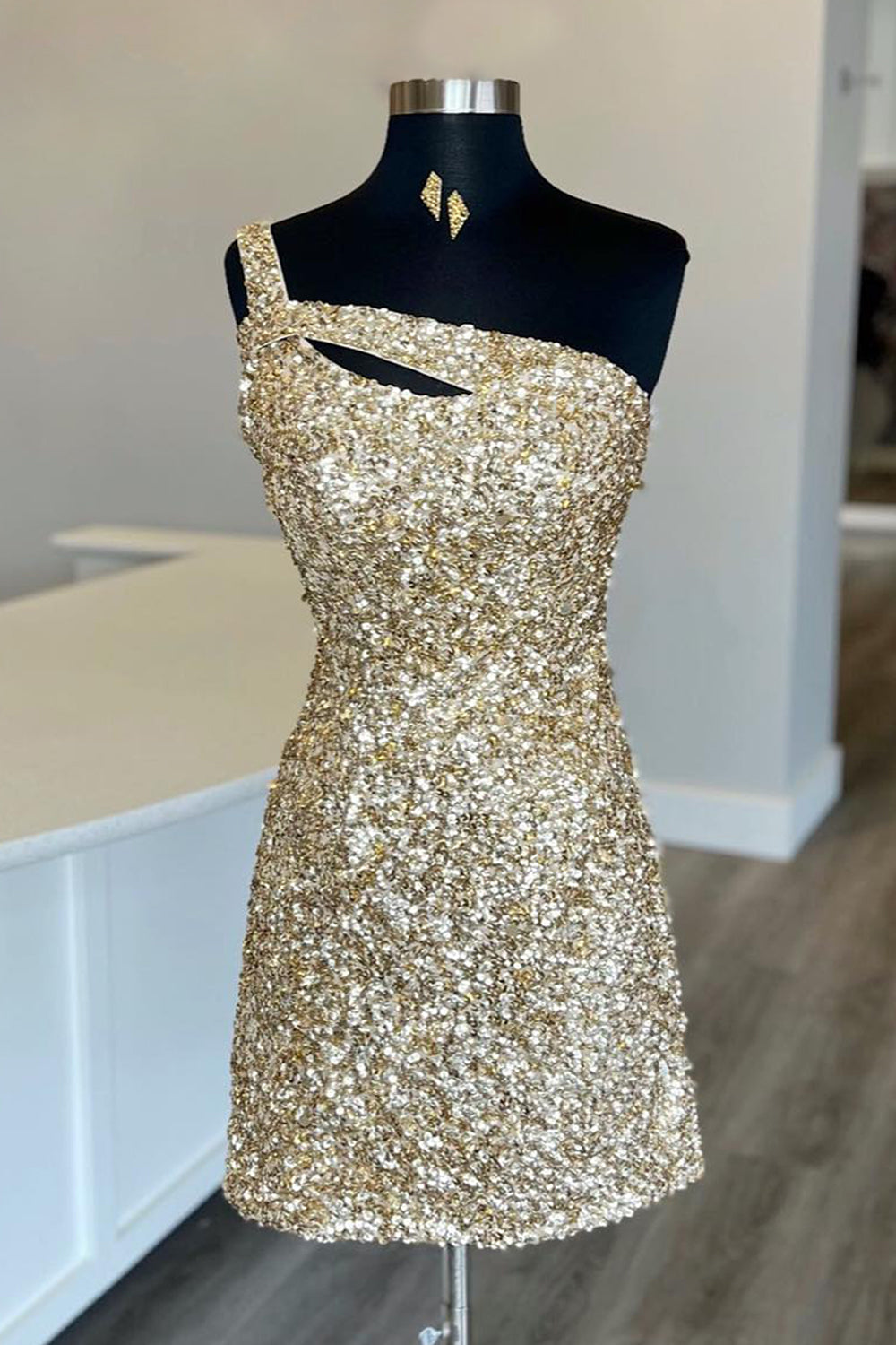 Hot Pink Homecoming Dress Open Back One Shoulder Tight Sequin Cocktail Party Dresses