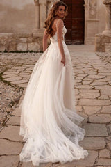 Ivory A Line Spaghetti Strap V Neck Lace Sleeveless Tulle Bridal Gown With Appliques