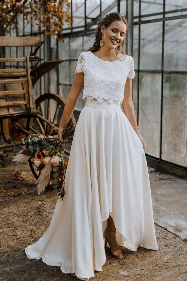 ivory lace two piece dress Short Sleeve Wedding feature_Appliques
