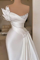 Ivory Wedding Dress Strapless Satin Pleated Bridal Gown With Pearls