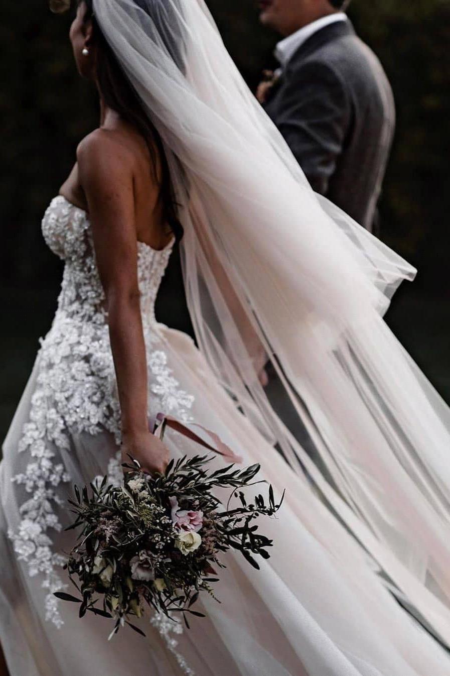 Ivory Wedding Dress Sweetheart Boho Tulle Lace Appliques A Line Bridal Dress