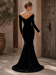 Velvet Mermaid Evening Dress with Off-the-Shoulder Neckline and Long Sleeves