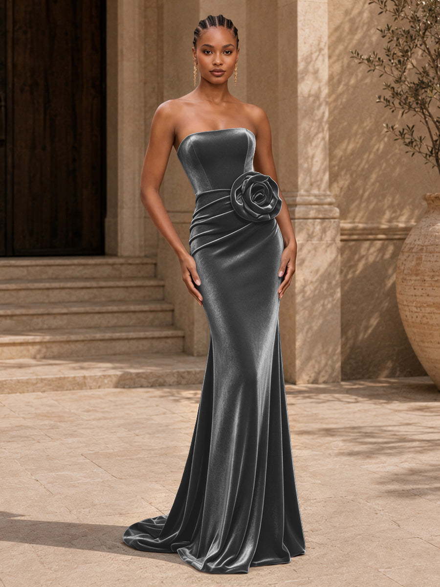 Velvet Mermaid Evening Dress with Strapless Neckline and 3D Flower