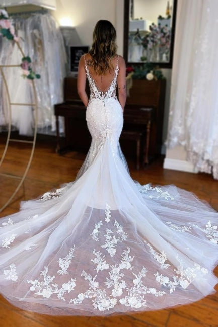Long Mermaid Wedding Dress V Neck Sleeveless Lace Bridal Gown With Train