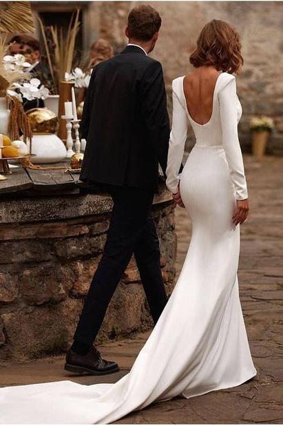 Long Sleeve Beach Wedding Dress Square Neck Satin Bridal Gown