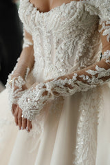 Long Sleeve Wedding Dress Off the Shoulder Beaded Lace Appliques Bridal Gown