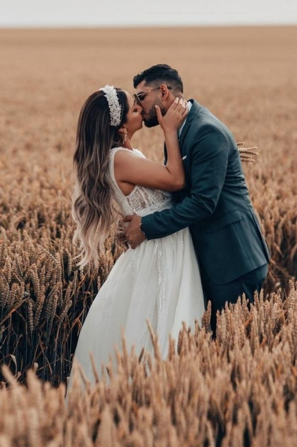 Long White Wedding Dress A Line Tulle Sleeveless Bridal Gown With Lace