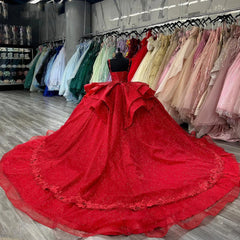 Luxury Ball Gown Sweetheart Neck Spaghetti Straps Lace Appliques Beaded Red Tulle Quinceanera Dress For Sweet 16