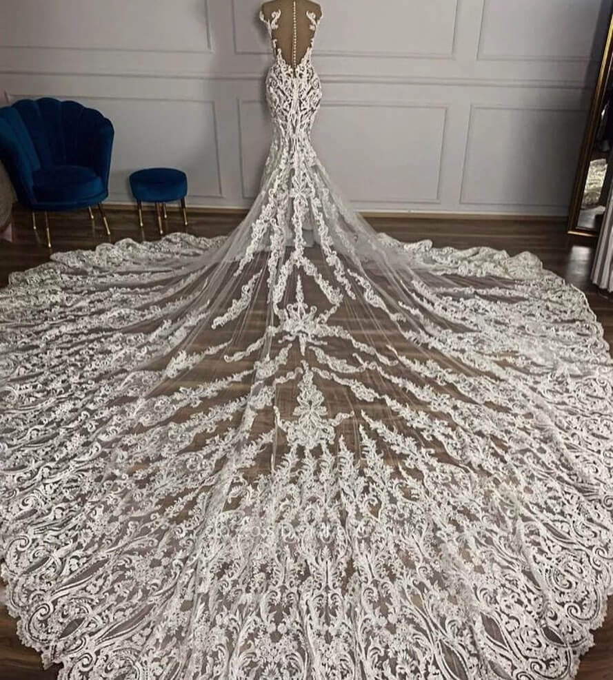 Mermaid Lace Wedding Dress Cap Sleeve Bridal Gown with Long Train
