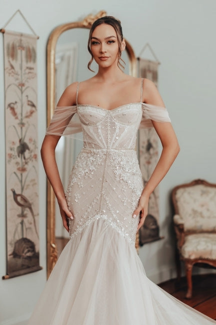 Mermaid Off The Shoulder Spaghetti Strap Sleeveless Lace Long Tulle Bridal Gown With Appliques