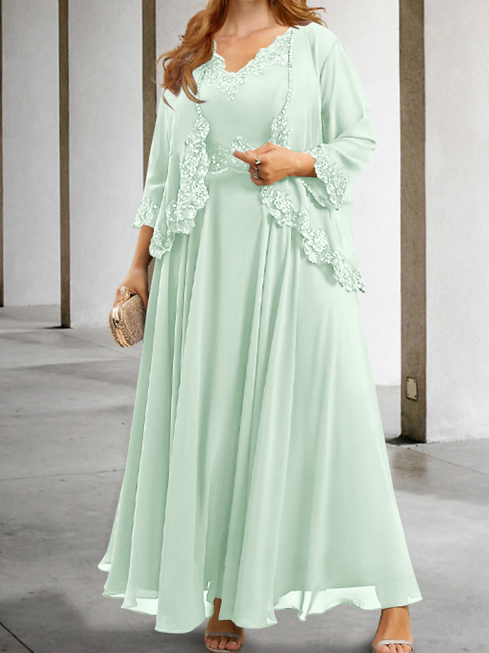 Mother of the Bride A Line Dresses Featuring Applique & Sequins