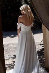 Off The Shoulder Sleeveless Chiffon Wedding Dress