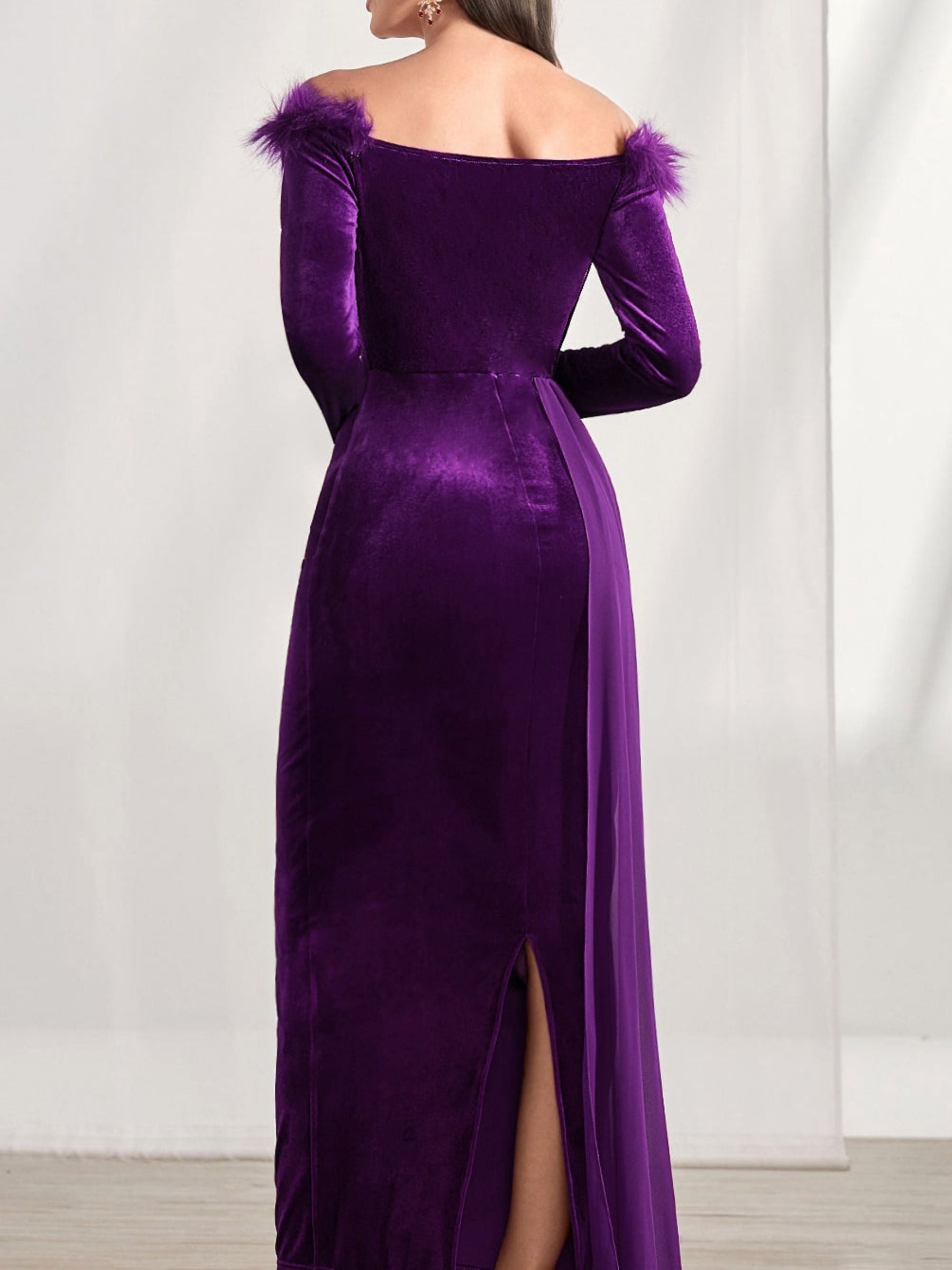 Off the Shoulder Asymmetrical Long Sleeve Sheath Column Dress with Feather for Mother of the Bride & Groom