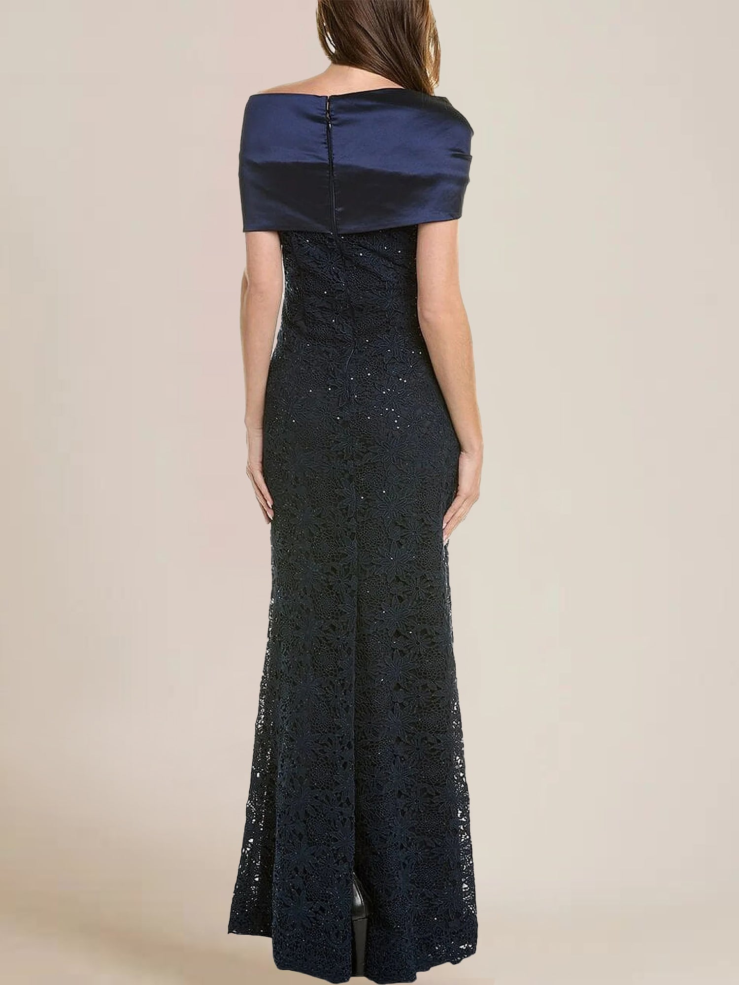 Off the Shoulder Lace Trumpet Mermaid Mother of the Bride Dresses Featuring Applique & Beading