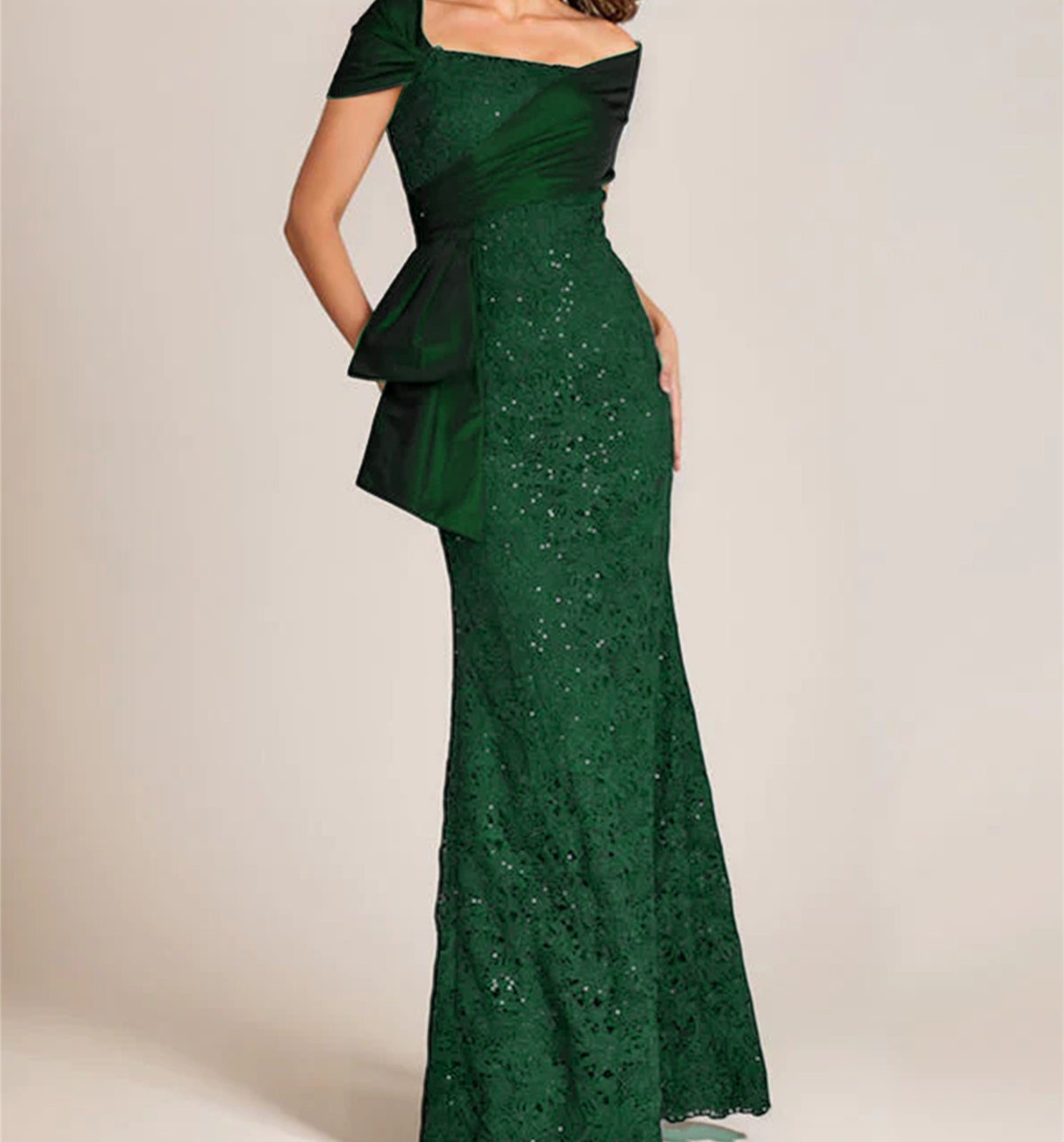 Off the Shoulder Lace Trumpet Mermaid Mother of the Bride Dresses Featuring Applique & Beading