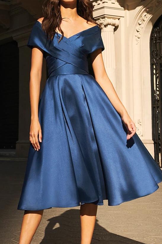 Off the Shoulder Satin Mother of the Bride Dresses in A Line Style
