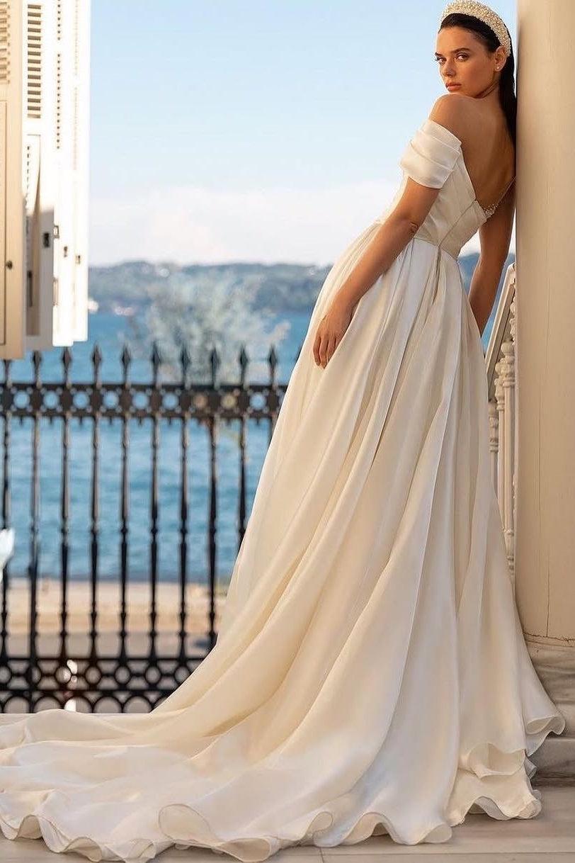 Off the shoulder Satin A Line/Princess Wedding Dress with Sequins Split Front