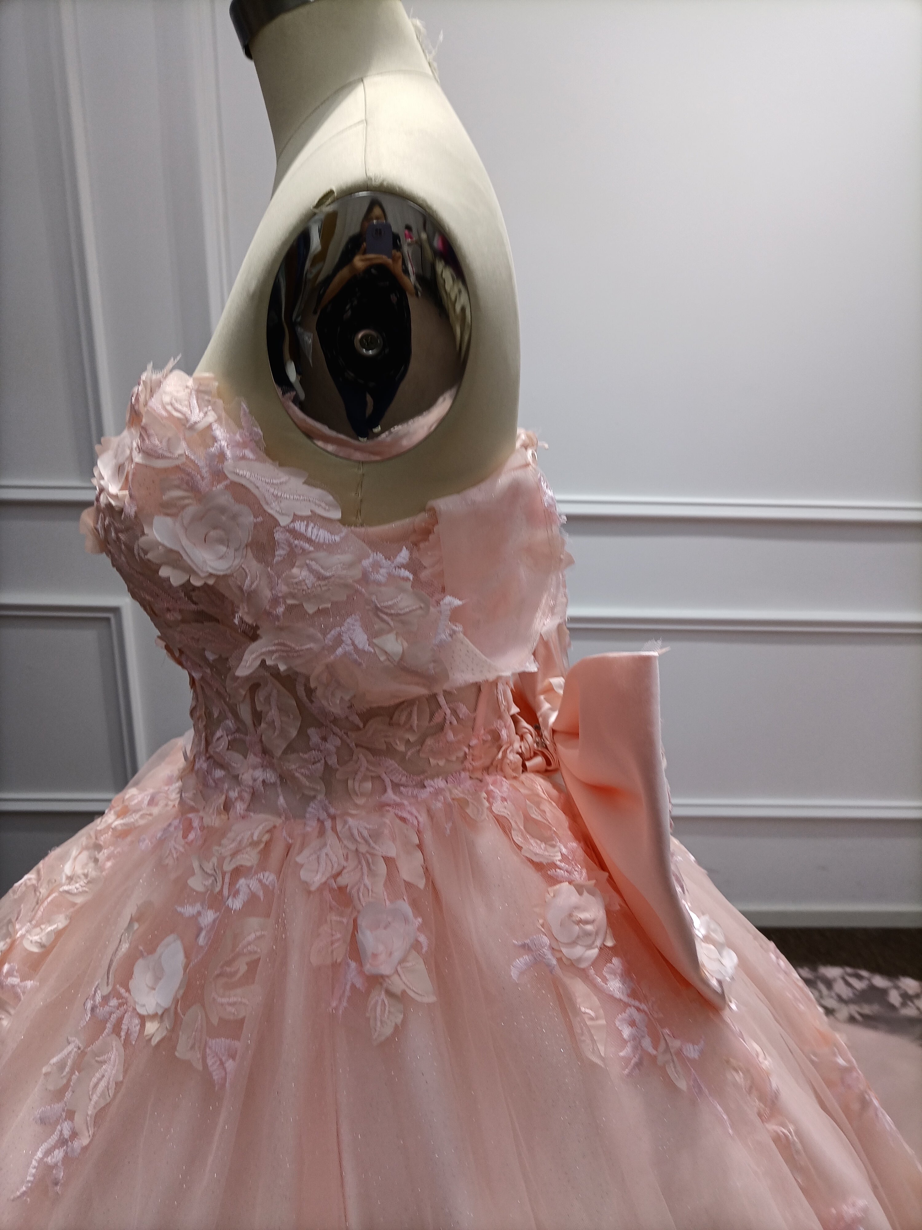 Dreamyannie Women Pink Quinceanera Dress Lace Appliques Ball Gown Off the Shoulder Sweet 16 Dress Dreamyannie Women Pink Quinceanera Dress Lace Appliques Ball Gown Off the Shoulder Sweet 16 Dress