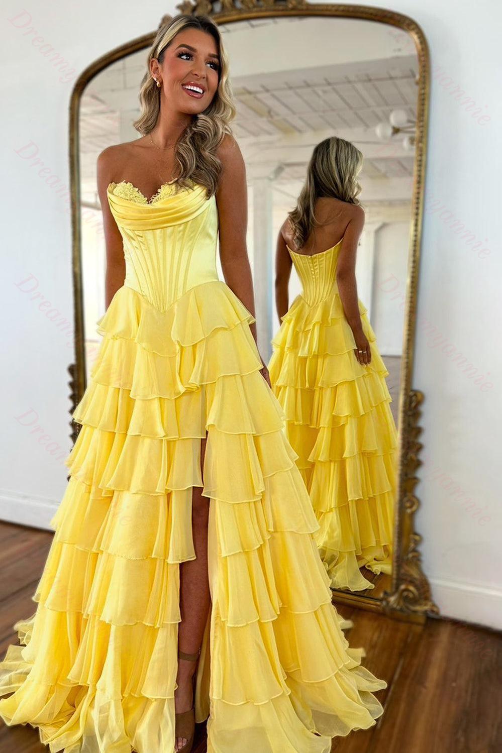 Pretty Sweetheart A-Line Satin Top Long Layered Chiffon Prom Dress With Slit Formal Evening Gown