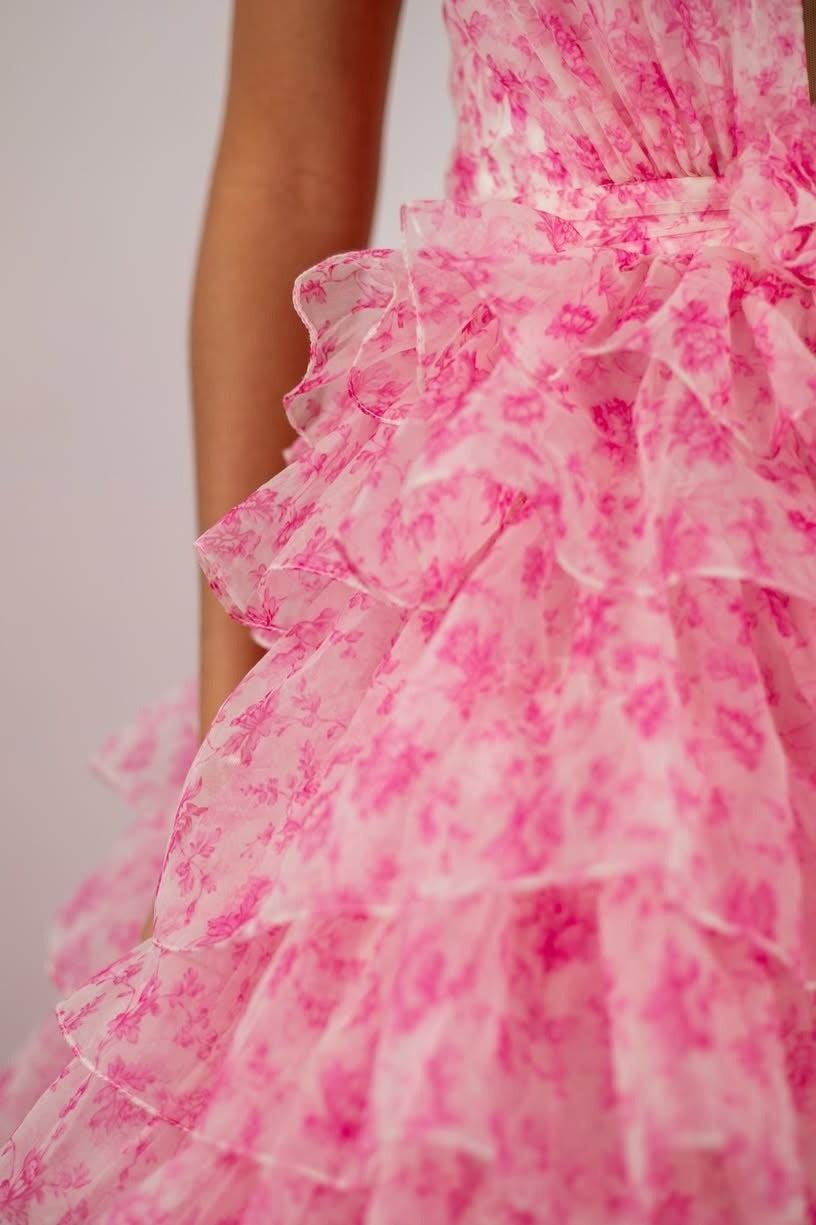 Princess A Line Halter Neck Pink Printed Tulle Long Prom Dress With Ruffles Formal Evening Gown