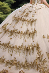 Purely Ball Gown Sweetheart Neck Spaghetti Straps Sleeveless Tiered Beaded Sequins Appliques White Tulle Quinceanera Dress Birthday Party Gown For Sweet 16