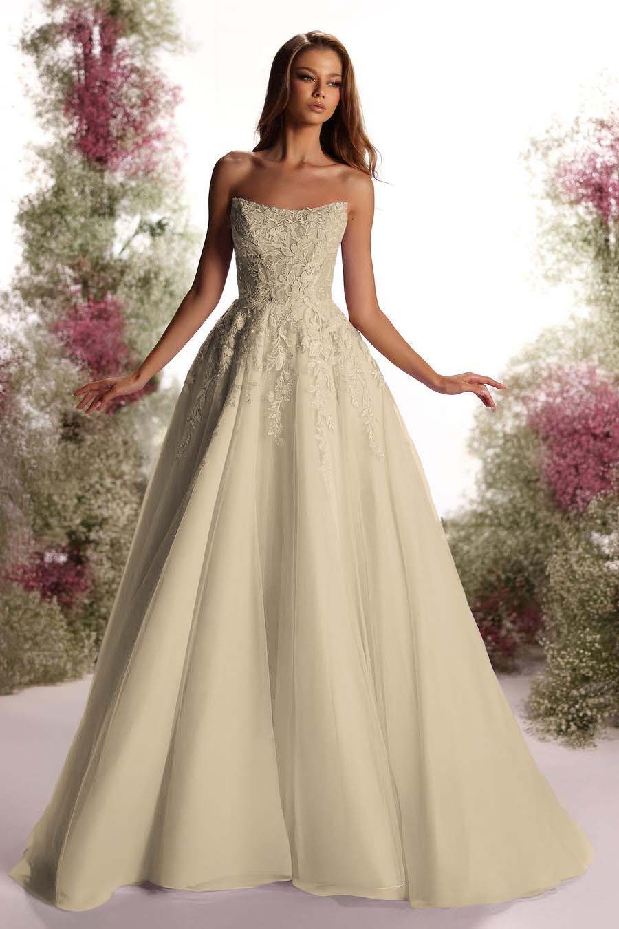 Purple A Line Prom Dress Sleeveless Strapless Formal Dress With Lace Appliques