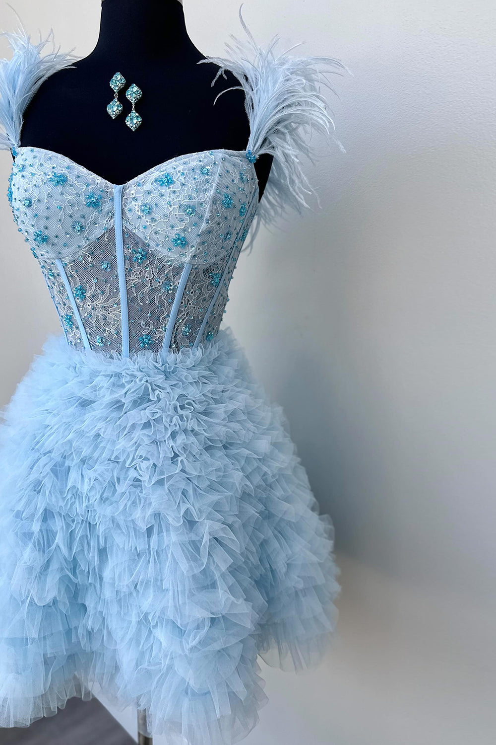 Purple Homecoming Dress Corset A-Line Short Cocktail Dresses with Feathers
