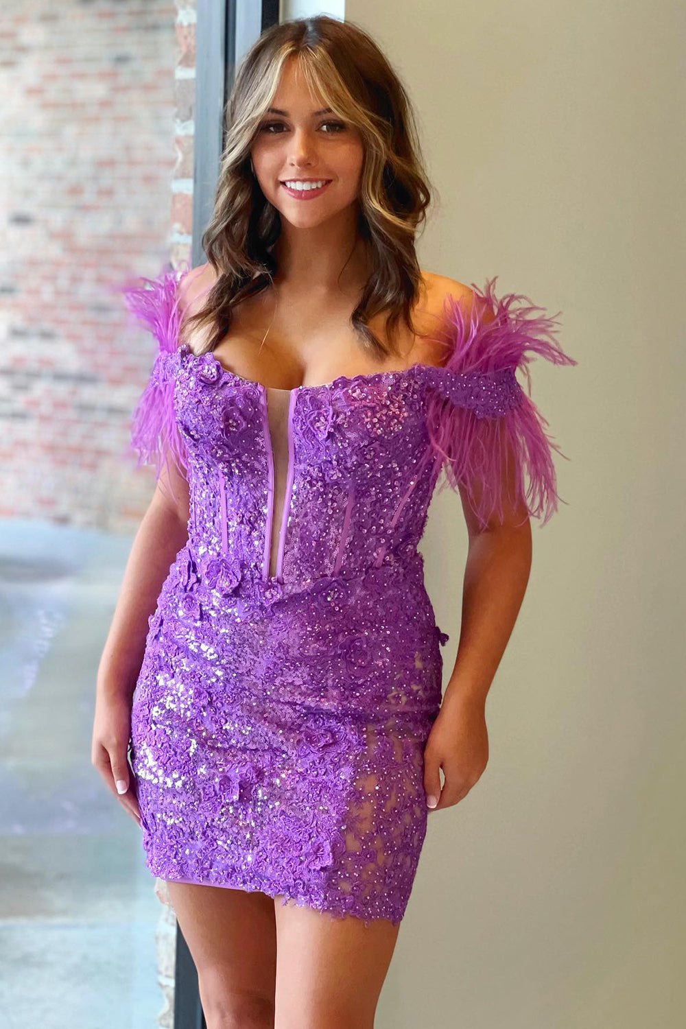 Red Homecoming Dress Lace Tight Short Cocktail Dresses with Detachable Feathers